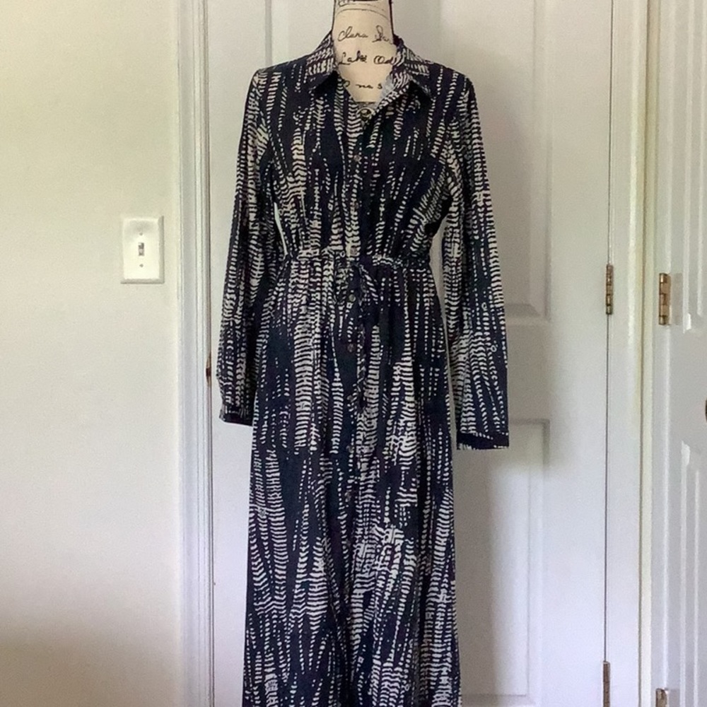 NWT Blue/cream maxi dress button down dress/duster